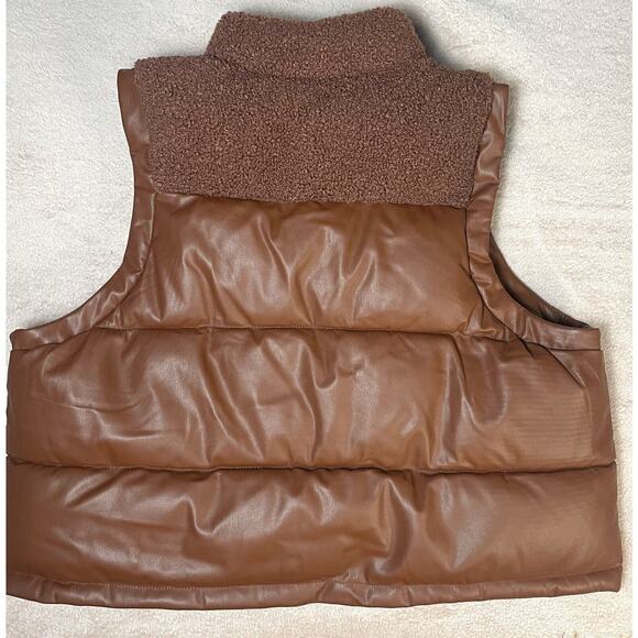 Maurices Puffer Vest Womens 1X Brown Faux Leather Shearling Durable Warm Jacket - Picture 2 of 7